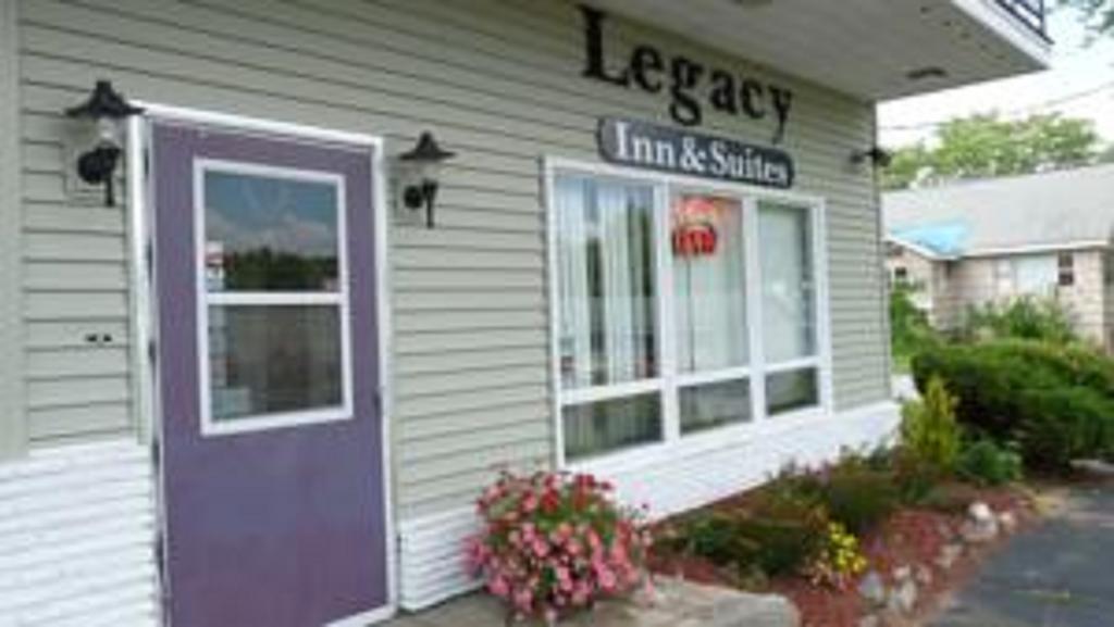 Legacy Inn & Suites Of بحيرة جورج المظهر الخارجي الصورة